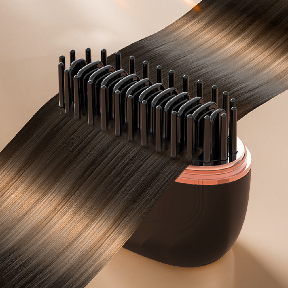 On-The-Go™ | Compact Styling Brush
